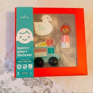 NIB Hallmark Wooden Ice Cream Truck Playset